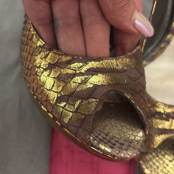 Dior Gold Peep-Toe Heels, US6,5 - Picture 3 of 13